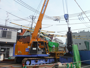 某駅下水管渠築造工事